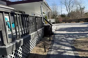 19 Hallock Ct, Miller Place, NY 11764 - Photo 36