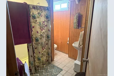 19 Hallock Court, Miller Place, NY 11764 - Photo 32