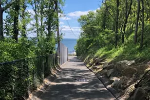 19 Hallock Ct, Miller Place, NY 11764 - Photo 46