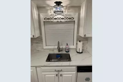 19 Hallock Court, Miller Place, NY 11764 - Photo 12