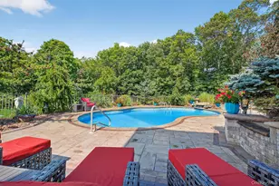 144 Shamrock Hills Dr, Wappingers Falls, NY 12590 - Photo 2