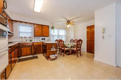 276 Brinsmade Avenue, Bronx, NY 10465 - Photo 8