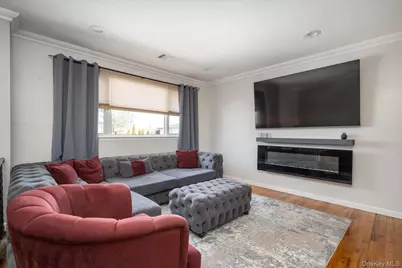 231 3rd Street, Lindenhurst, NY 11757 - Photo 6