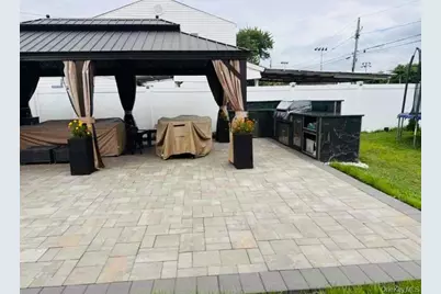 231 3rd Street, Lindenhurst, NY 11757 - Photo 14