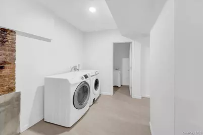 37 S 8th Avenue, Mount Vernon, NY 10550 - Photo 20