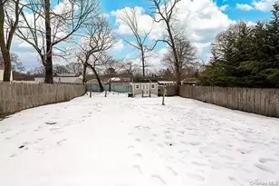 6 Oakdale Ave, Selden, NY 11784 - Photo 20