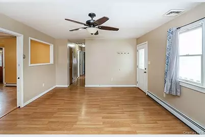 6 Oakdale Avenue, Selden, NY 11784 - Photo 6