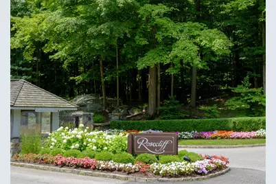 8 Justine Court, Briarcliff Manor, NY 10510 - Photo 1