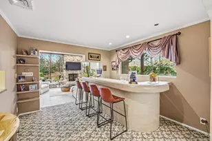 123 Robby Ln, Manhasset Hills, NY 11040 - Photo 6