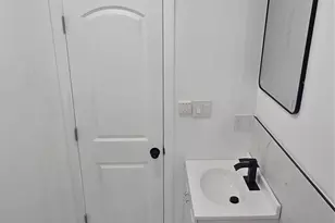 452 S 1st Ave, Mount Vernon, NY 10550 - Photo 6