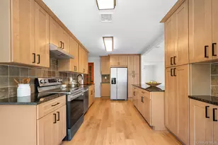 2716 Hewlett Ave, Merrick, NY 11566 - Photo 16