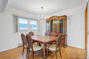 98 Union Pl, Lynbrook, NY 11563 - Photo 6