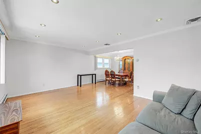 98 Union Place, Lynbrook, NY 11563 - Photo 4