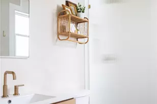 134 6th St, Greenport, NY 11944 - Photo 14