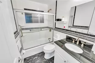 7 Hicks Cir, Hicksville, NY 11801 - Photo 8