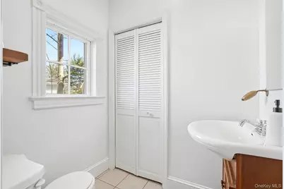 306 Prospect Avenue, Mamaroneck, NY 10543 - Photo 12