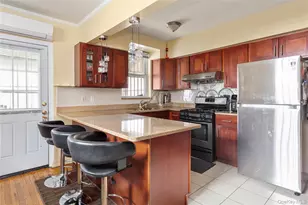 61-14 Main St, Flushing, NY 11367 - Photo 6