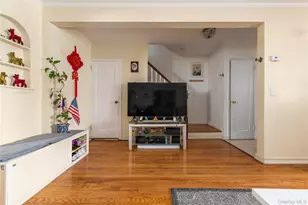 61-14 Main St, Flushing, NY 11367 - Photo 4