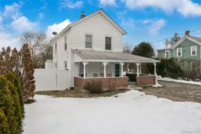 49 Academy Street, Patchogue, NY 11772 - Photo 2