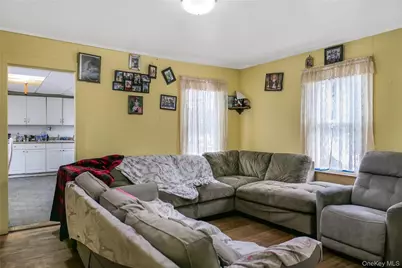 49 Academy Street, Patchogue, NY 11772 - Photo 16