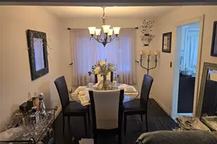 506 Froehlich Pl, Elmont, NY 11003 - Photo 4