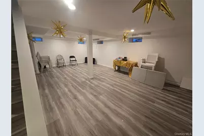 506 Froehlich Place, Elmont, NY 11003 - Photo 8