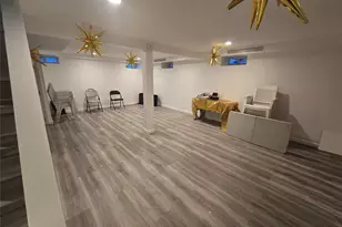 506 Froehlich Pl, Elmont, NY 11003 - Photo 8