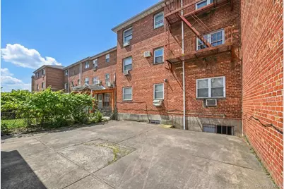 15307 79th Avenue, Flushing, NY 11367 - Photo 4