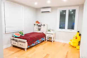 4 Riverside Ave, Mastic Beach, NY 11951 - Photo 10