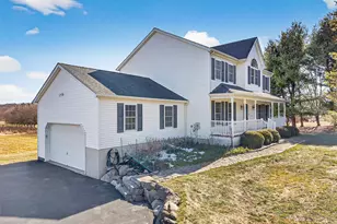 127 Egbertson Rd, Campbell Hall, NY 10916 - Photo 6