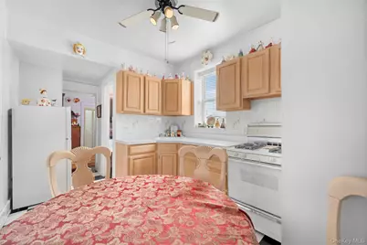 31-72 44th Street, Astoria, NY 11103 - Photo 6