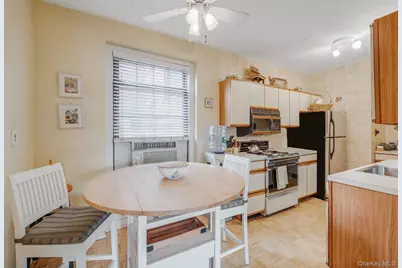 109-14 Ascan Avenue #4B, Forest Hills, NY 11375 - Photo 26