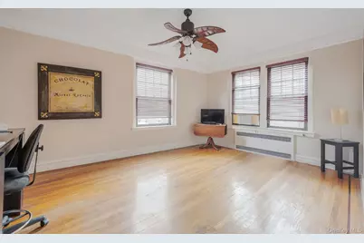 109-14 Ascan Avenue #4B, Forest Hills, NY 11375 - Photo 30