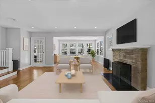 109-73 200th St, Saint Albans, NY 11412 - Photo 10