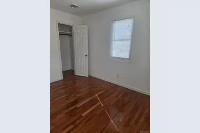 9 Bainbridge Street #0000000000000, Roosevelt, NY 11575 - Photo 8