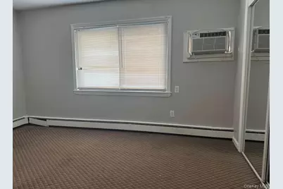 202 N Idaho Ave #A, Massapequa, NY 11758 - Photo 8