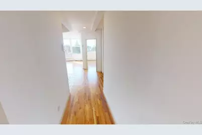 67-09 Austin Street #4A, Forest Hills, NY 11375 - Photo 2