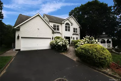 469 Donald Boulevard, Holbrook, NY 11741 - Photo 2