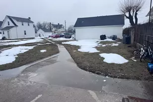 62 Jerusalem Ave, Hicksville, NY 11801 - Photo 18