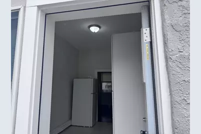 62 Jerusalem Avenue, Hicksville, NY 11801 - Photo 4