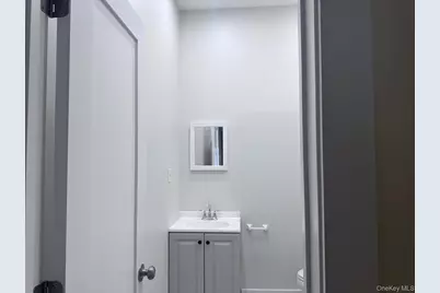 62 Jerusalem Avenue, Hicksville, NY 11801 - Photo 12