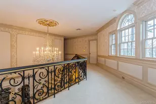 85 11th St, Garden City, NY 11530 - Photo 22