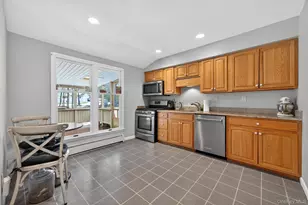 9 Eros Dr, Airmont, NY 10952 - Photo 8