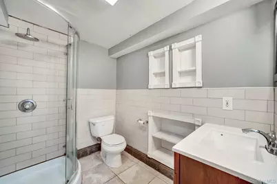 266 Ronkonkoma Avenue, Ronkonkoma, NY 11779 - Photo 14