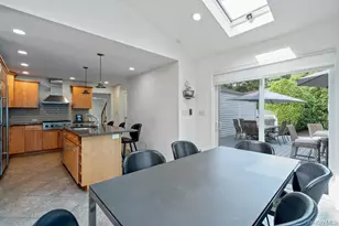 4 Newport Dr, Plainview, NY 11803 - Photo 18