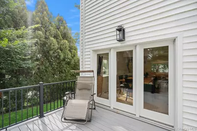 4 Newport Drive, Plainview, NY 11803 - Photo 36