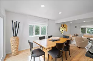 4 Newport Dr, Plainview, NY 11803 - Photo 10