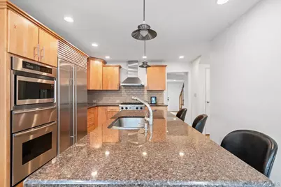 4 Newport Drive, Plainview, NY 11803 - Photo 20