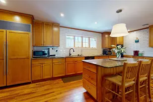 386 Mill Rd, Westhampton, NY 11977 - Photo 6