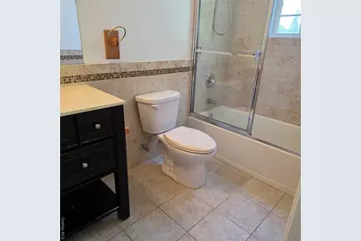 3025 Sunrise Hwy #15, Islip Terrace, NY 11752 - Photo 6